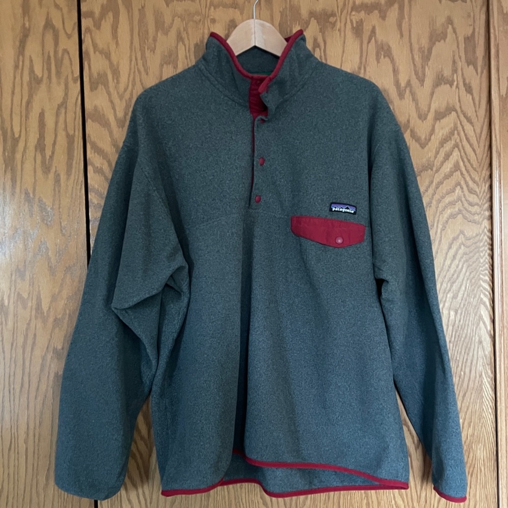 Patagonia Mens Synchilla Snap-T Fleece Sweatshirt Pullover Gray Red Pocket